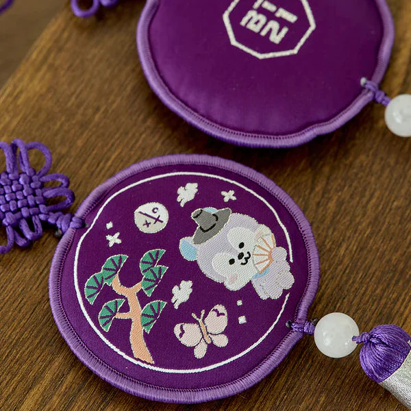 BT21 - Premium K-Edition Embroidered Tassel Keyring - Image 15