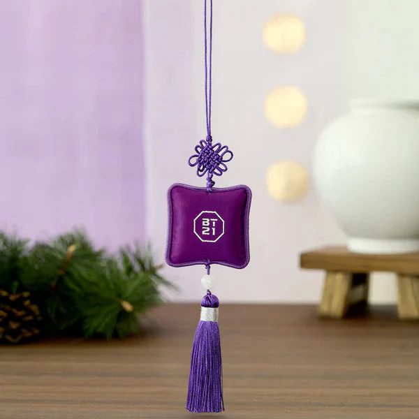 BT21 - Premium K-Edition Embroidered Tassel Keyring - Image 23