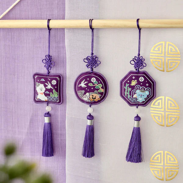 BT21 - Premium K-Edition Embroidered Tassel Keyring - Image 3